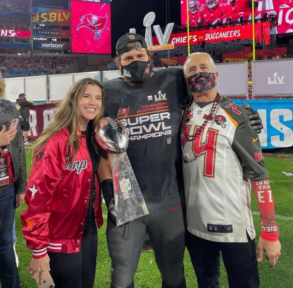Ali Marpet and family after winning the Super Bowl with the Tampa Bay Buccaneers